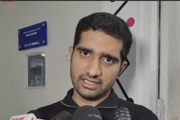 नगर आयुक्त हिमांशु नागपाल का बड़ा बयान: वाराणसी में उपासना स्थलों पर नहीं लगेगा कर, कोई कार्रवाई प्रस्तावित नहीं