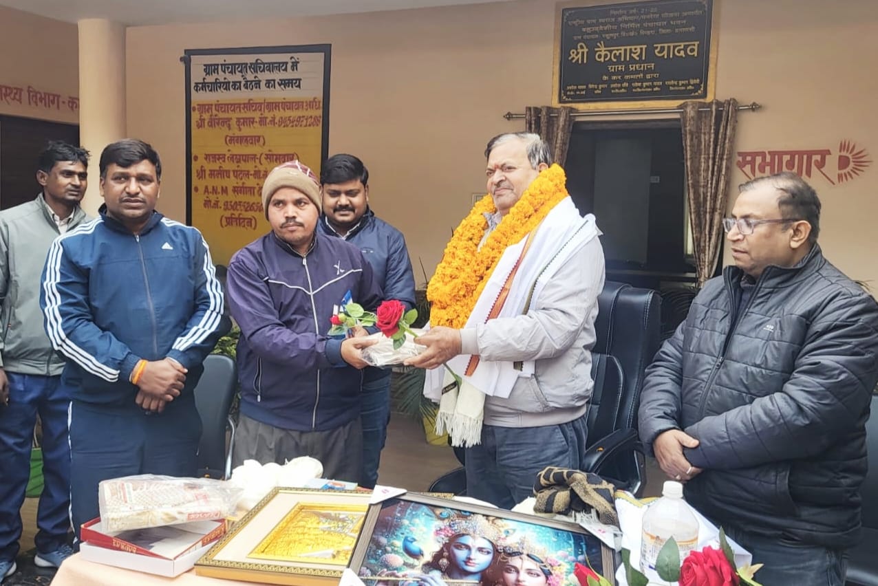 सफाईकर्मी कूड़ा उठान पर दे ध्यान-- एडीओ पंचायत