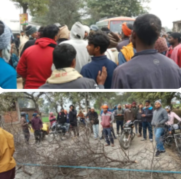 तालाब कब्जे से सड़क बनी तालाब, आक्रोशित ग्रामीणों ने लगाया जामचौबेपुर–बाबतपुर मार्ग पर धरना, प्रशासन से पोखरी कब्जा मुक्त कराने की मांग