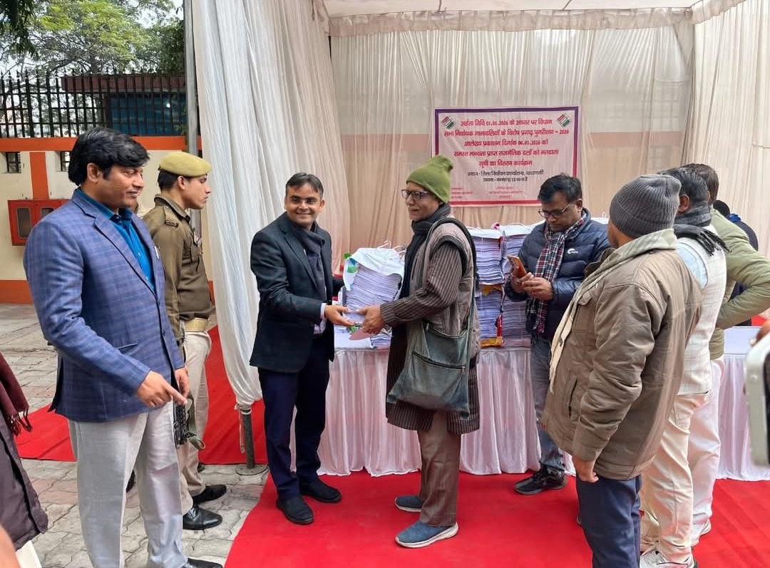 SIR के बाद बड़ा बदलाव: वाराणसी में 5.73 लाख वोटरों के नाम कटे, ड्राफ्ट वोटर लिस्ट जारी