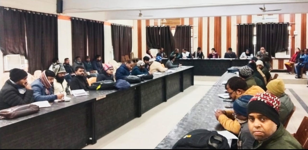 पिंडरा विस् क्षेत्र में 17 मतदाताओ की होगी मैपिंग-- एसडीएम