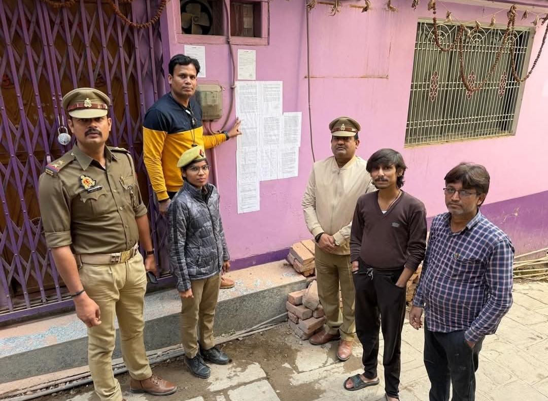 वाराणसी में कोडिन कफ सिरप तस्करी नेटवर्क पर सबसे बड़ी चोट30.52 करोड़ की अपराध से अर्जित संपत्ति जब्त, मुख्य अभियुक्त भोला जायसवाल पर SAFEMA के तहत ऐतिहासिक कार्रवाई