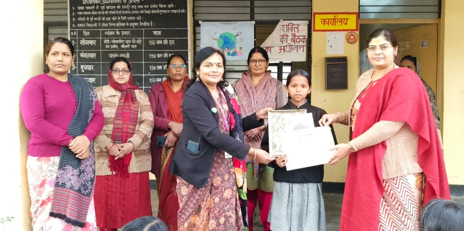 ग्लोबल श्लोक प्रतियोगिता में वाराणसी की छात्राओं ने बढ़ाया जिले का मान