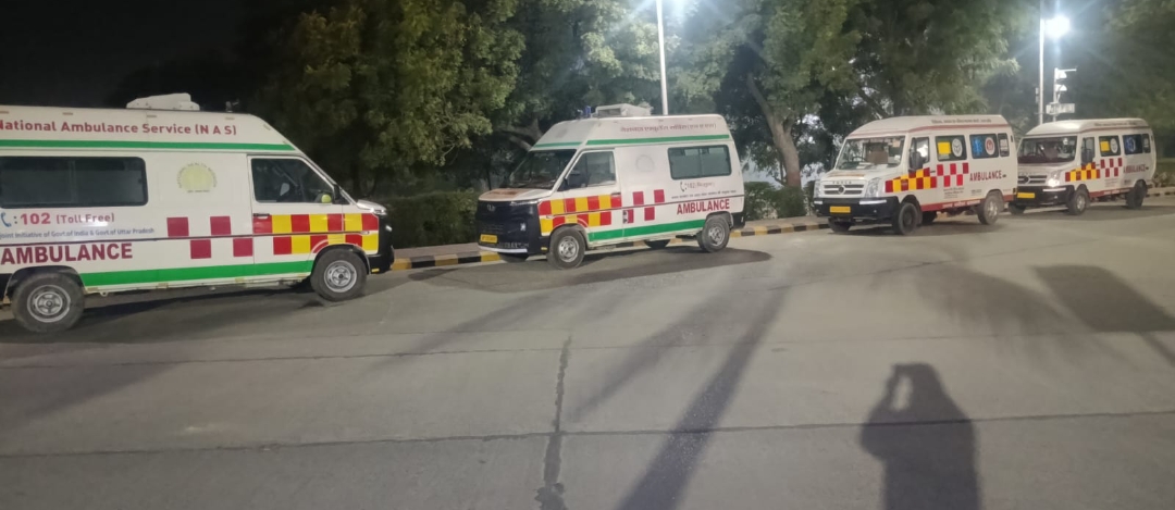 हैदराबाद से वाराणसी आ रही इंडिगो फ्लाइट में बम की सूचना, एयरपोर्ट पर मचा हड़कंप