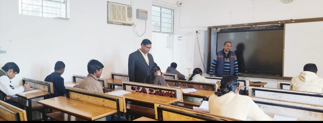 जवाहर नवोदय विद्यालय में कक्षा 9 व 11 की प्रवेश परीक्षा संपन्न