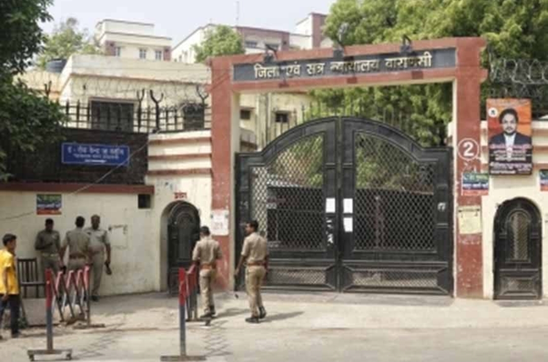 सिगरा स्टेडियम में न्यायिक अधिकारी बनाम अधिवक्ता मैत्रीपूर्ण क्रिकेट मैचजिला जज संजीव शुक्ला करेंगे कप्तानी