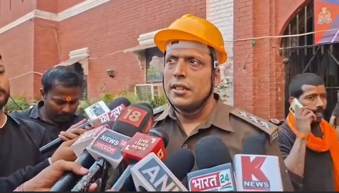 में सुरक्षा के साये में चौड़ीकरण, सख़्ती के बीच आगे बढ़ रहा ध्वस्तीकरण