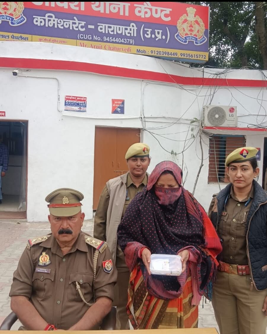 पाण्डेयपुर ज्वैलरी शॉप में चोरी का खुलासा: CCTV से पहचान, महिला गिरफ्तार, गहने बरामद