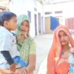 हरहुआ ब्लॉक के रूपापुर में आंगनबाड़ी केंद्र पर हंगामा