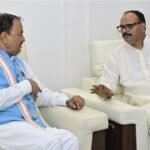 उड़ान से पहले तकनीकी गड़बड़ी: लखनऊ-कोलकाता इंडिगो फ्लाइट में खराबी, दोनों डिप्टी सीएम थे सवार