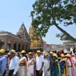 भीषण गर्मी में भी आस्था का सैलाब: में उमड़ी भारी भीड़, प्रशासन मुस्तैद